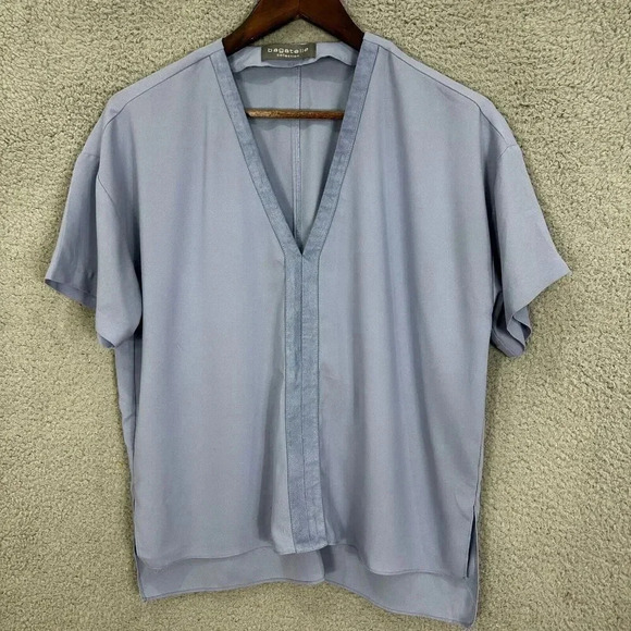 bagatelle Tops - Bagatelle top womens small blue faux suede accent v neck boxy flowy casual‎